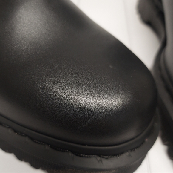 New Dr. Martens ANISTONE LO Black Leather Pull On Biker Boot Ladies US 10 - Picture 12 of 14